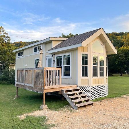 Guadalupe River Tiny House - River Access! Canyon Lake Exterior photo